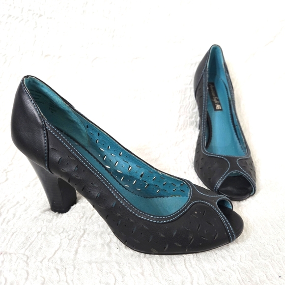 Women's Black Sz 9.5 High Heels pumps cut out‎ design Peep Toe Officecore - Picture 1 of 11